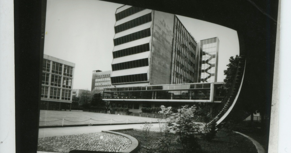 An old image of Renold Building.